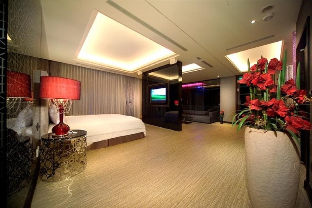 Yen Jim Boutique Motel Luodong Exterior photo